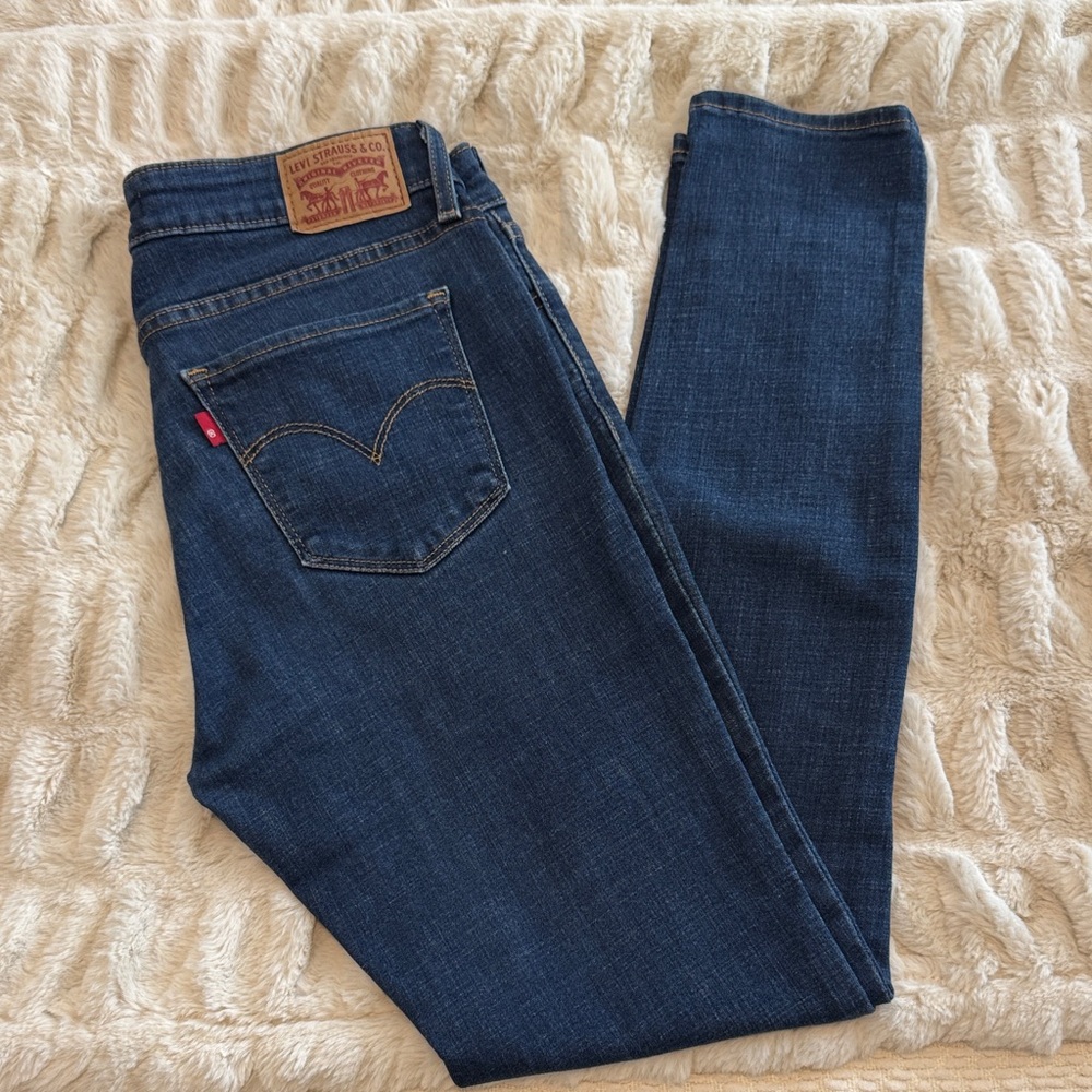 Levi's 711 Women's Indigo Skinny Jeans 28